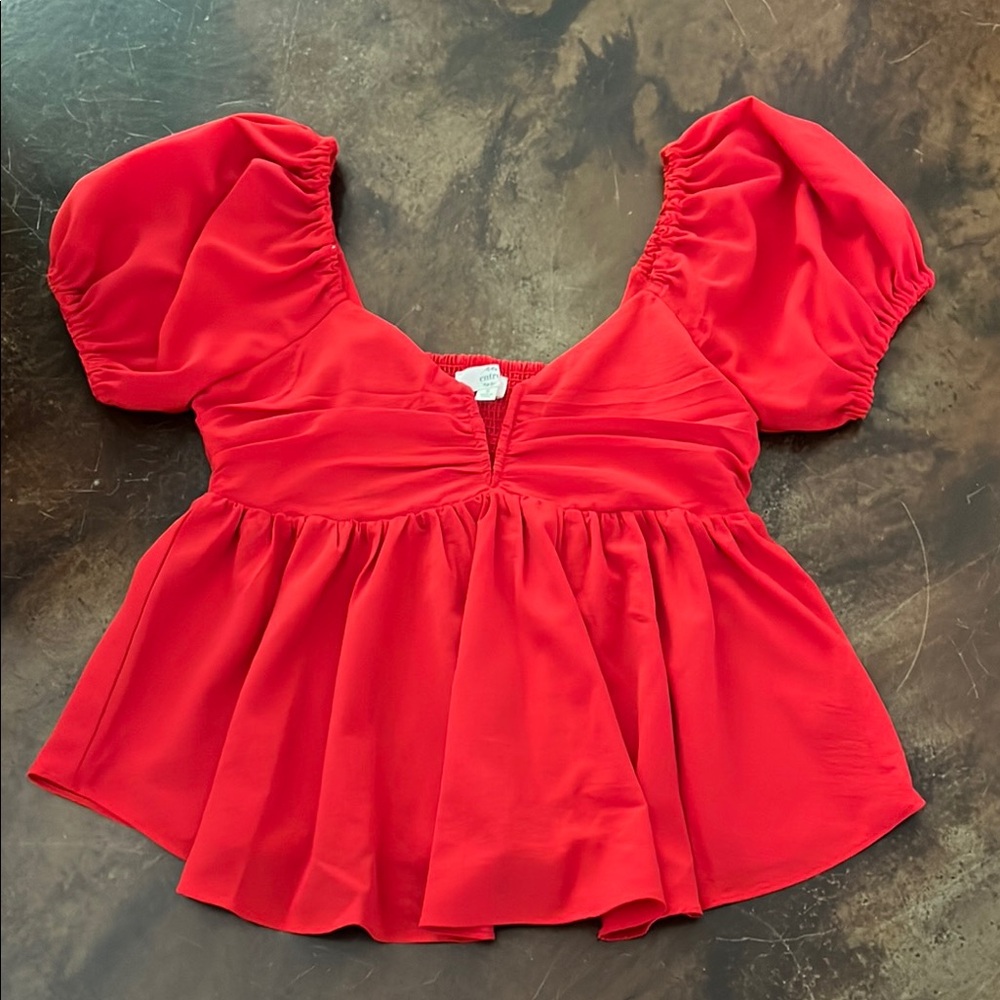 Boutique Entro Red Ruched Puff Sleeve Blouse size Small
